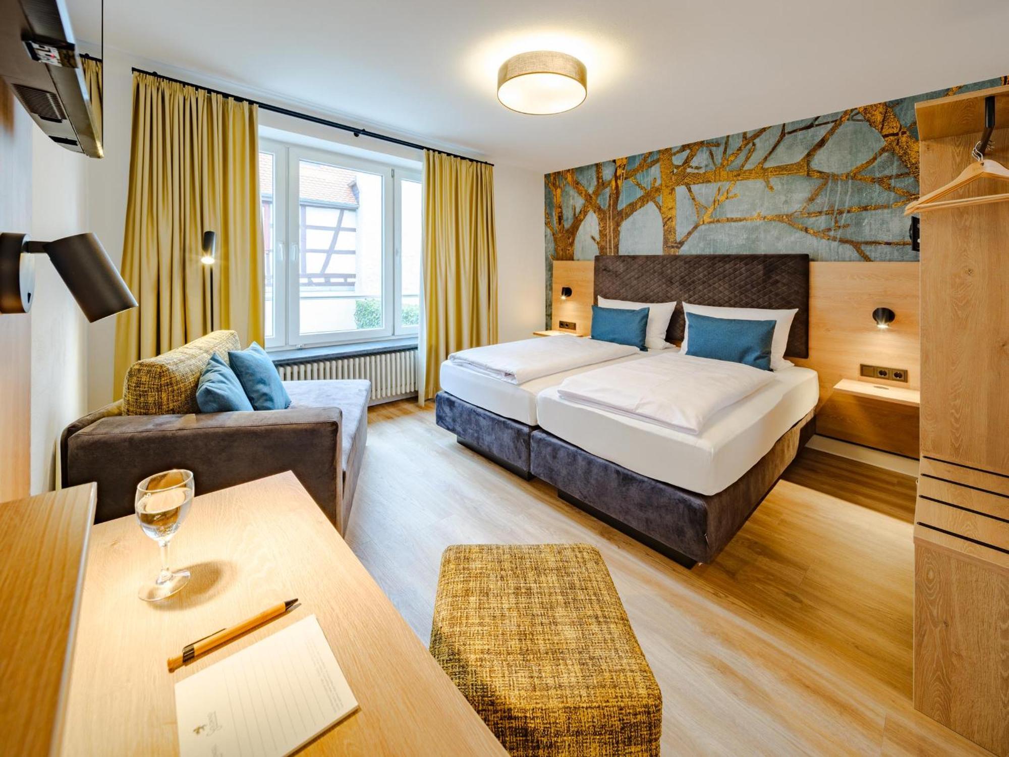 Hotel Restaurant Goldener Engel Heppenheim  Exteriör bild